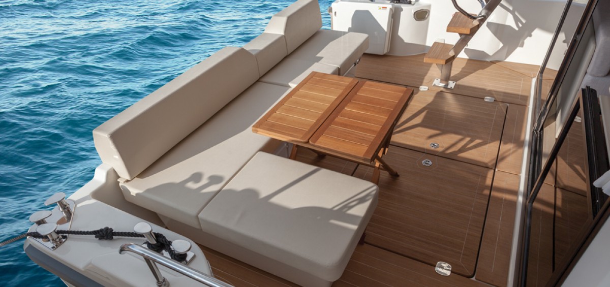 Cranchi_Trawler43LD_04